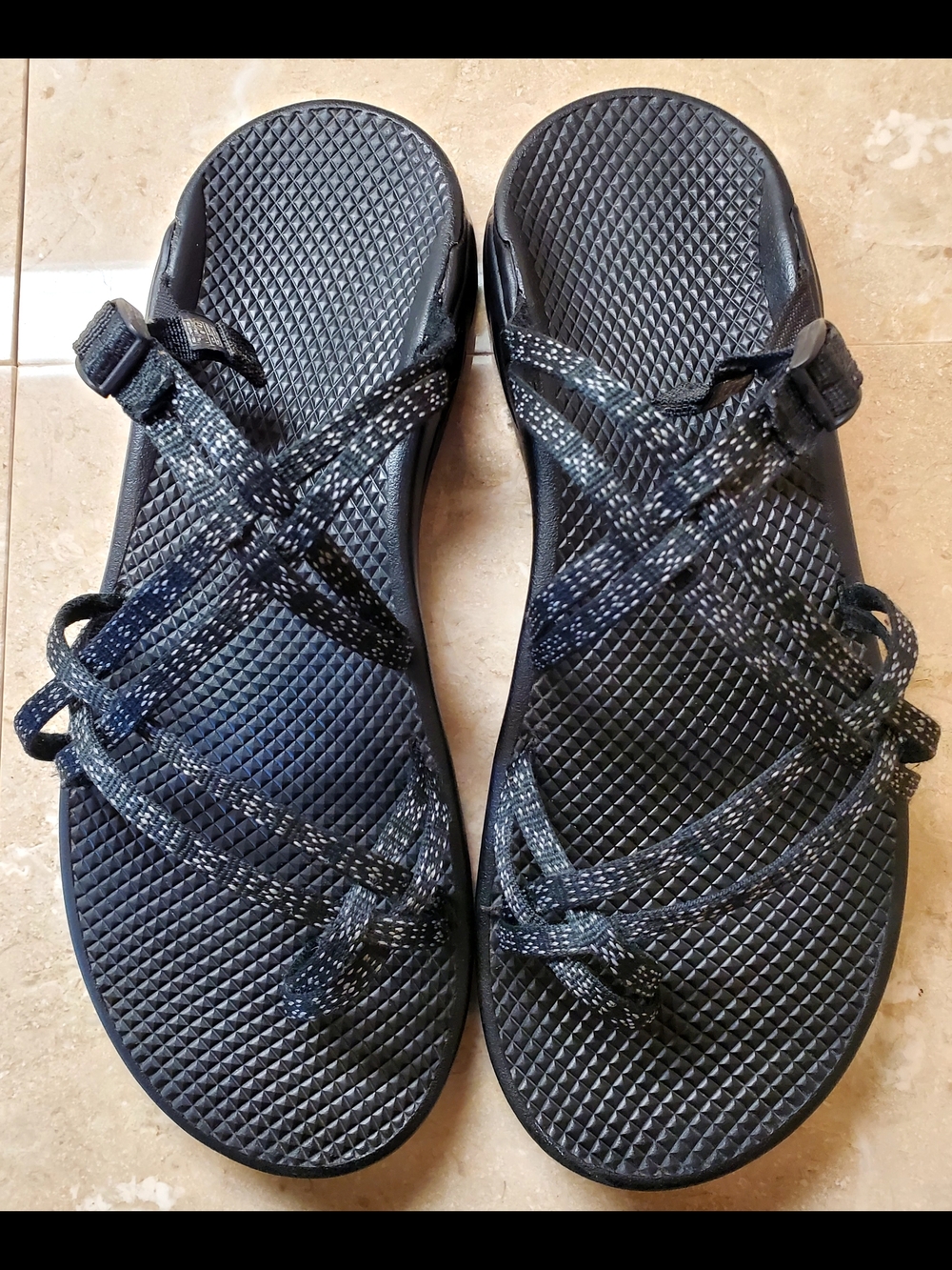 Chaco Women’s Size 11 Black Strappy Adventure Sandals - Picture 7 of 10